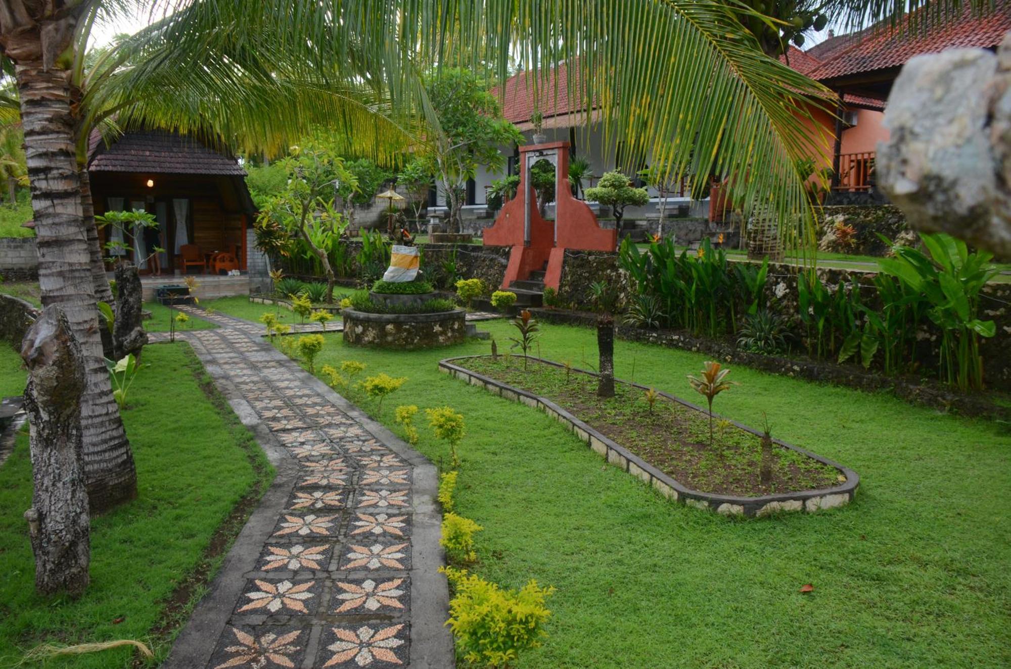 Mamaras Guest House Toyapakeh Exterior photo